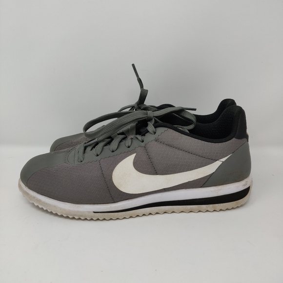 {keywor d} nike cortez premium